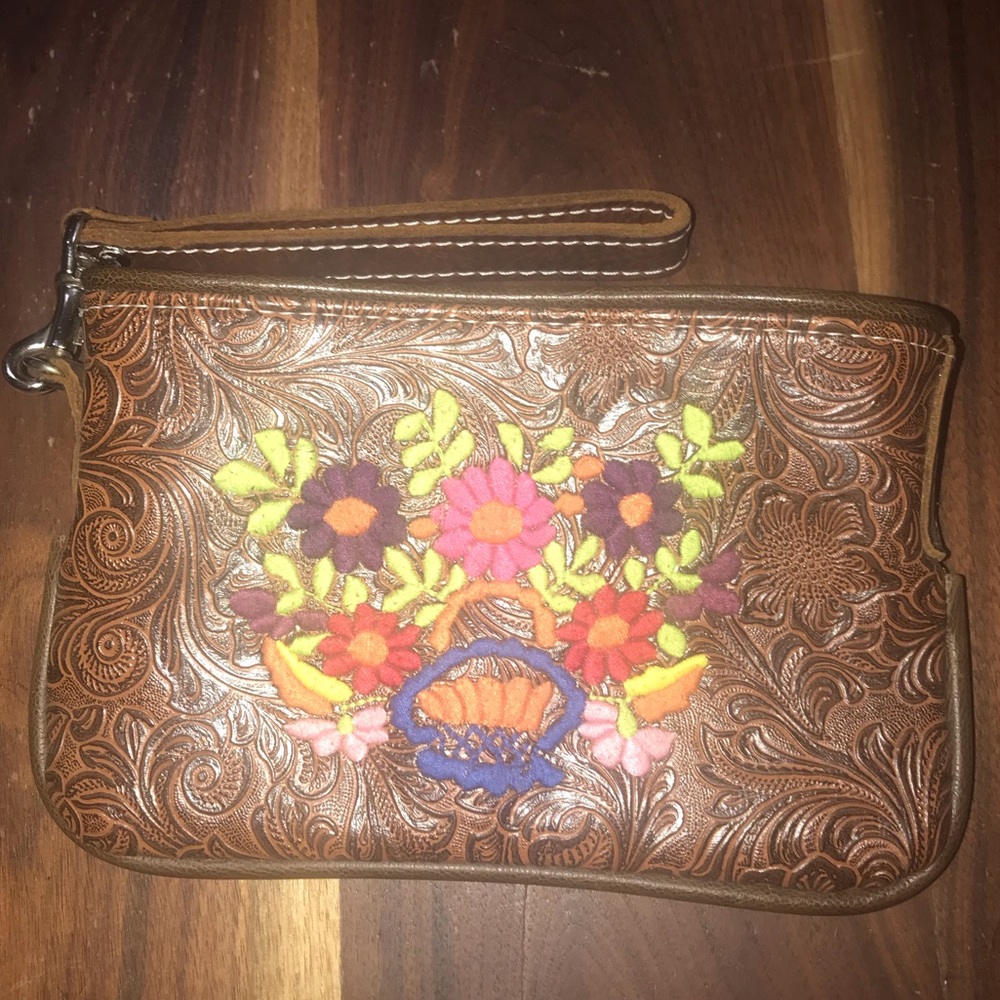 Consuela wristlet